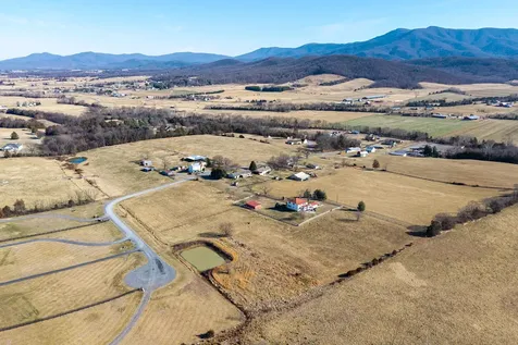 467 Vista View Road Stanley VA 22851