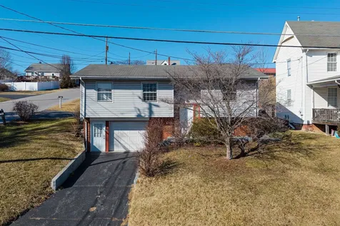 801 Grayson Avenue Waynesboro VA 22980