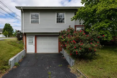 801 Grayson Avenue Waynesboro VA 22980