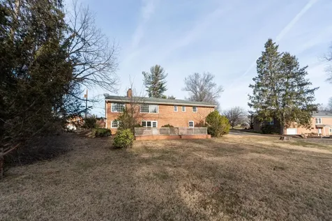 966 Northgate Avenue Waynesboro VA 22980