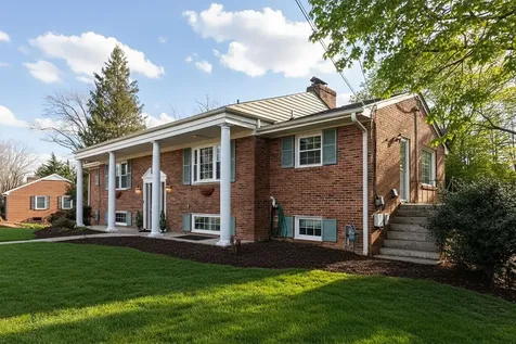 966 Northgate Avenue Waynesboro VA 22980