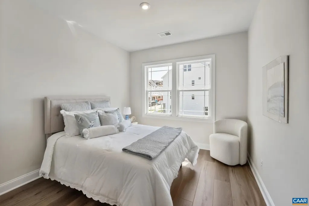 4B-430 Belvedere Boulevard Charlottesville VA 22901