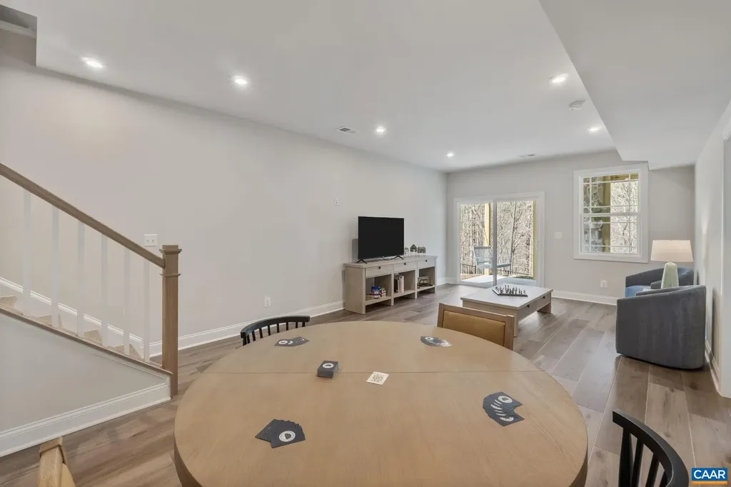 4B-430 Belvedere Boulevard Charlottesville VA 22901