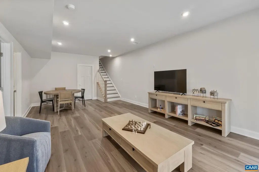 4B-430 Belvedere Boulevard Charlottesville VA 22901