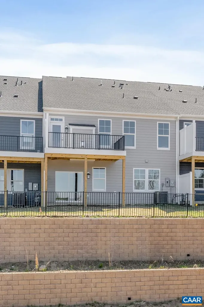 4B-430 Belvedere Boulevard Charlottesville VA 22901