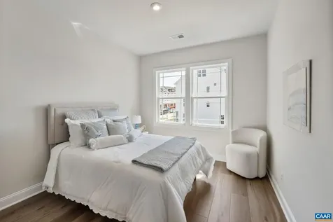 4B-430 Belvedere Boulevard Charlottesville VA 22901