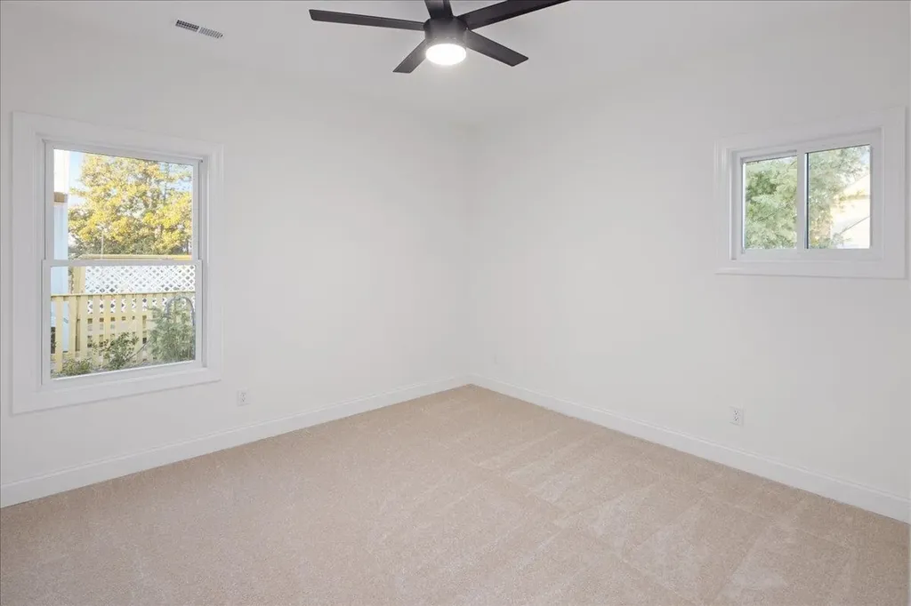 204 Lee Avenue Elkton VA 22827