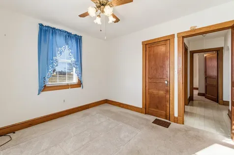 9716 Centerville Road Bridgewater VA 22812
