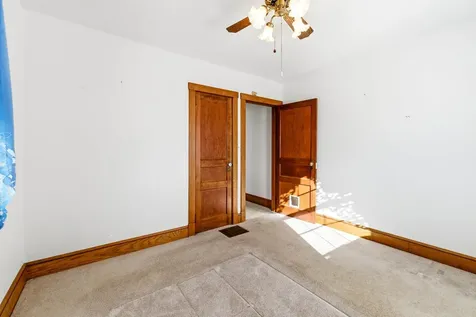 9716 Centerville Road Bridgewater VA 22812
