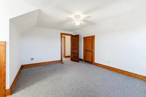9716 Centerville Road Bridgewater VA 22812