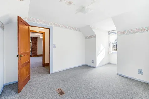 9716 Centerville Road Bridgewater VA 22812