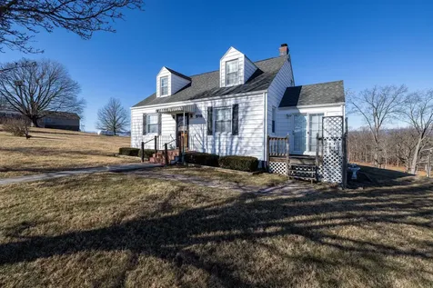 9716 Centerville Road Bridgewater VA 22812