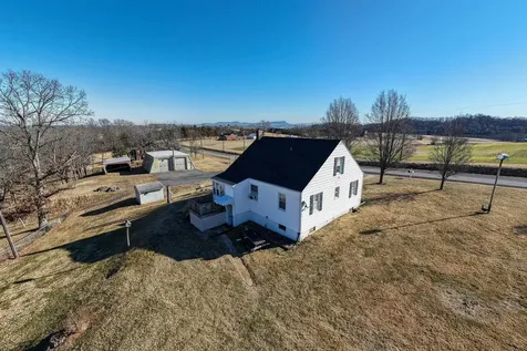 9716 Centerville Road Bridgewater VA 22812