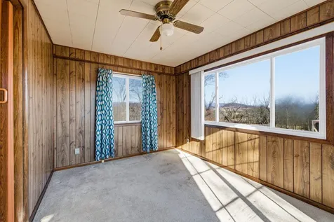 9716 Centerville Road Bridgewater VA 22812