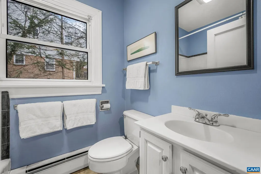 810 Tunlaw Place Charlottesville VA 22903