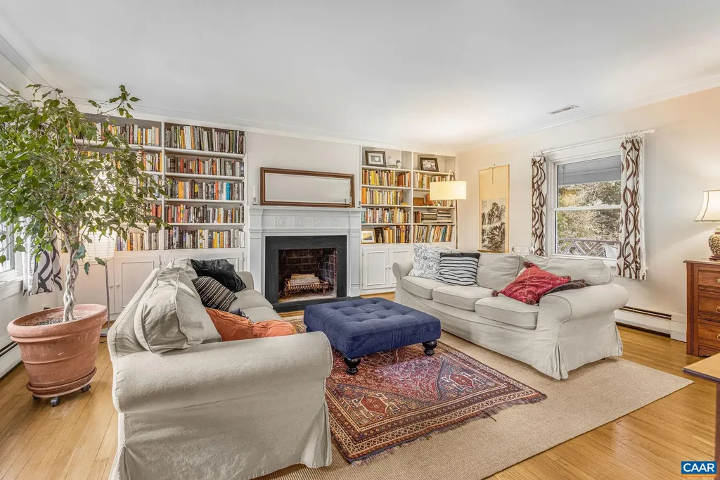 810 Tunlaw Place Charlottesville VA 22903
