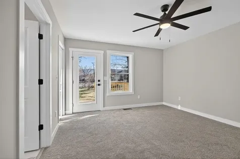 644 Bayard Avenue N Waynesboro VA 22980