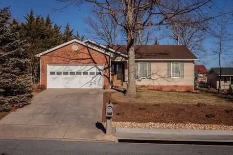 1716 Evergreen Drive Harrisonburg VA 22801