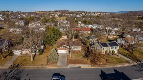 1716 Evergreen Drive Harrisonburg VA 22801