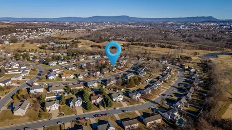 1716 Evergreen Drive Harrisonburg VA 22801