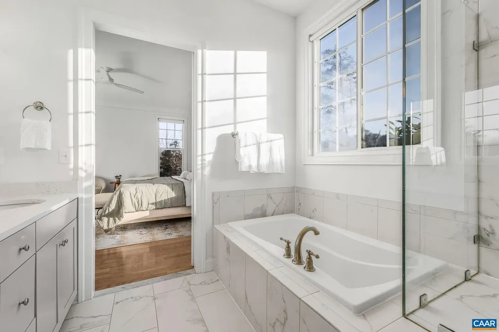 2744 Lockerbie Lane Keswick VA 22947