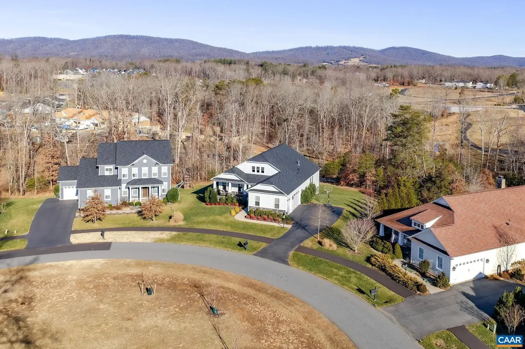 2744 Lockerbie Lane Keswick VA 22947