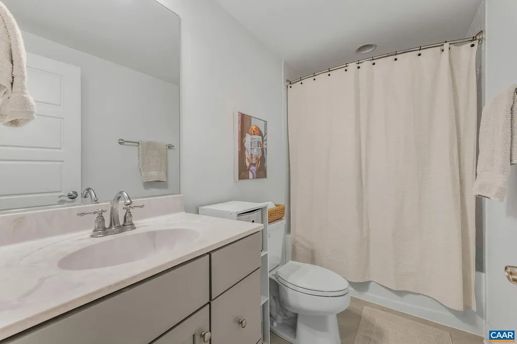 2744 Lockerbie Lane Keswick VA 22947