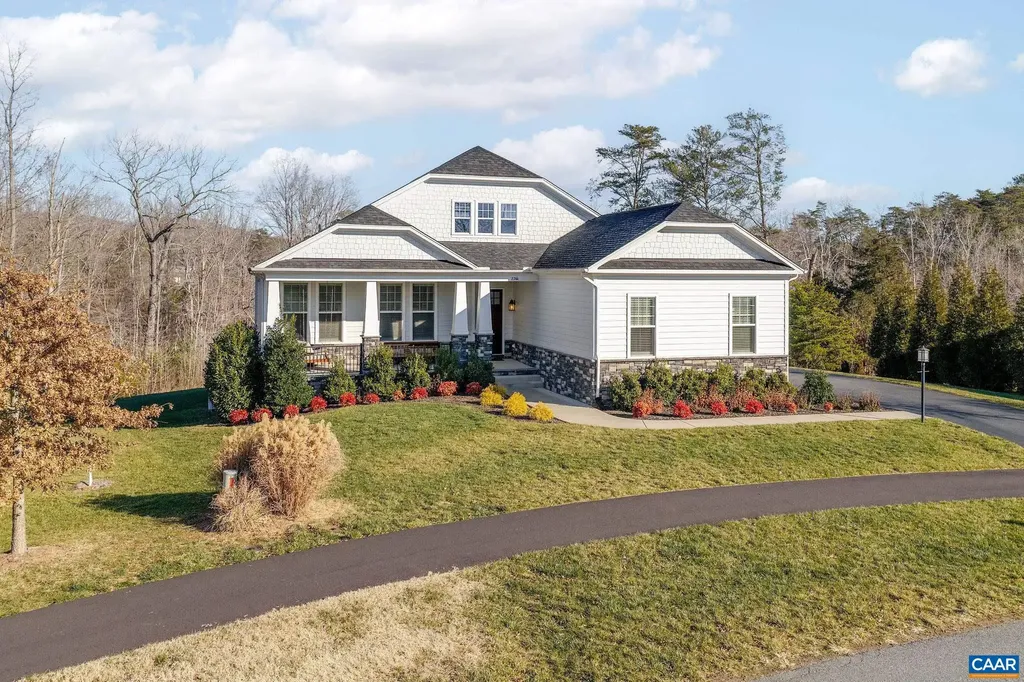 2744 Lockerbie Lane Keswick VA 22947