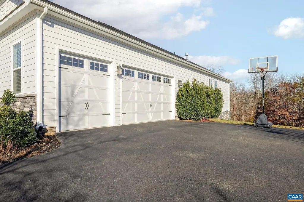 2744 Lockerbie Lane Keswick VA 22947