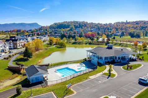 3144 Preston Lake Boulevard Rockingham VA 22801
