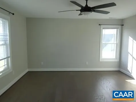 208 Windsor Drive Fishersville VA 22939