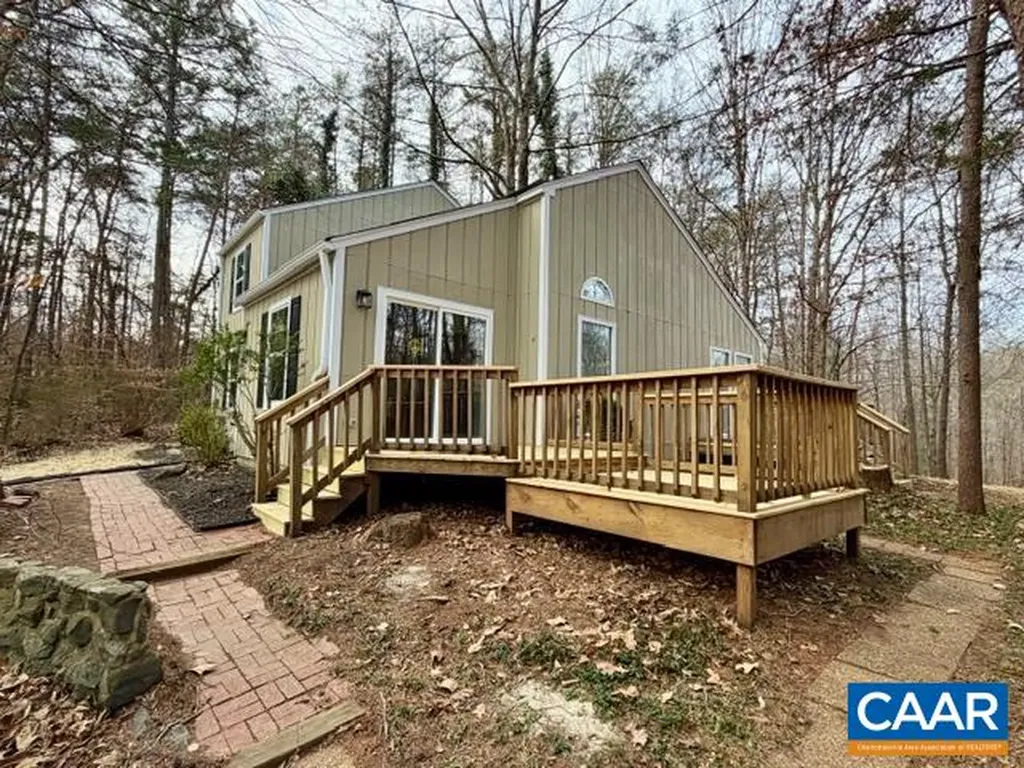 93 Cedar Drive W Ruckersville VA 22968