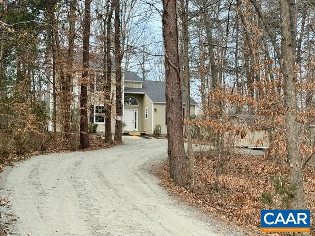 93 Cedar Drive W Ruckersville VA 22968