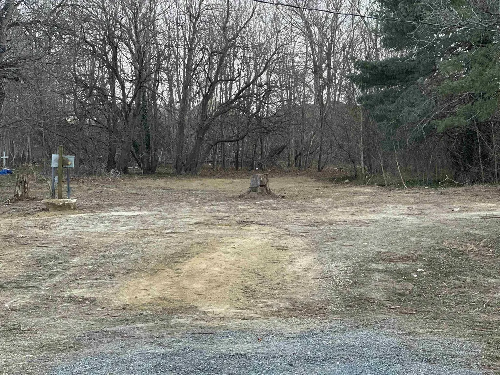 1636 Stuarts Draft Highway Stuarts Draft VA 24477