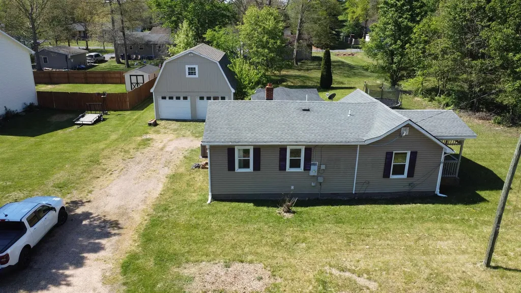 1702 Cherry Avenue Grottoes VA 24441
