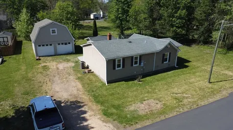 1702 Cherry Avenue Grottoes VA 24441