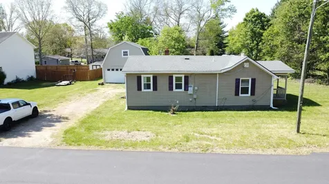 1702 Cherry Avenue Grottoes VA 24441