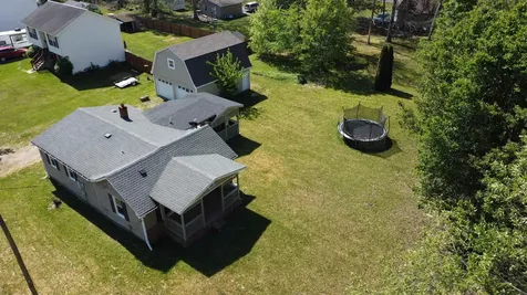 1702 Cherry Avenue Grottoes VA 24441
