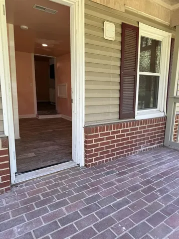 1702 Cherry Avenue Grottoes VA 24441