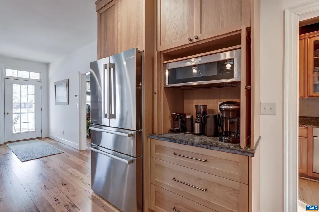 1126 Cambridge Hill Lane Keswick VA 22947