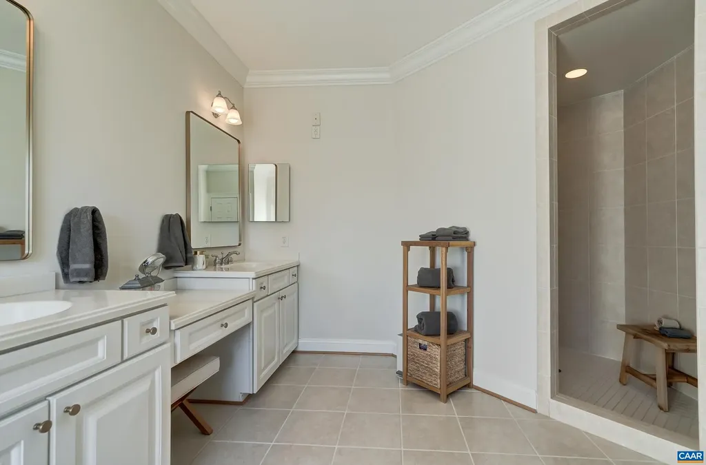 1126 Cambridge Hill Lane Keswick VA 22947