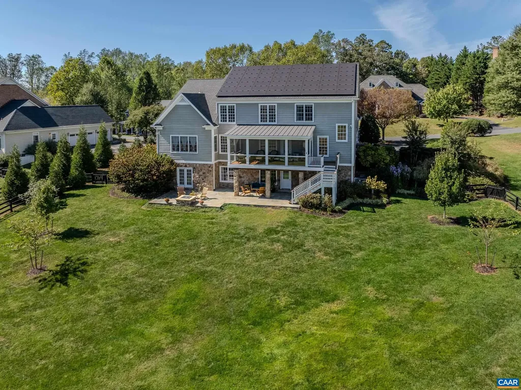 1126 Cambridge Hill Lane Keswick VA 22947