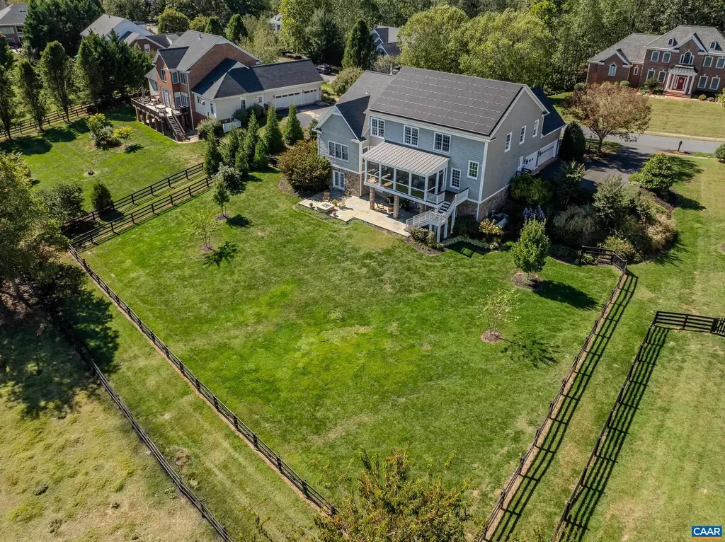 1126 Cambridge Hill Lane Keswick VA 22947