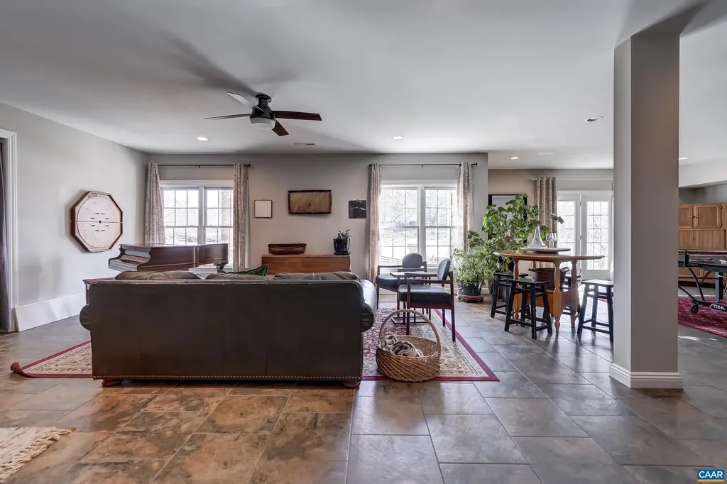 1126 Cambridge Hill Lane Keswick VA 22947