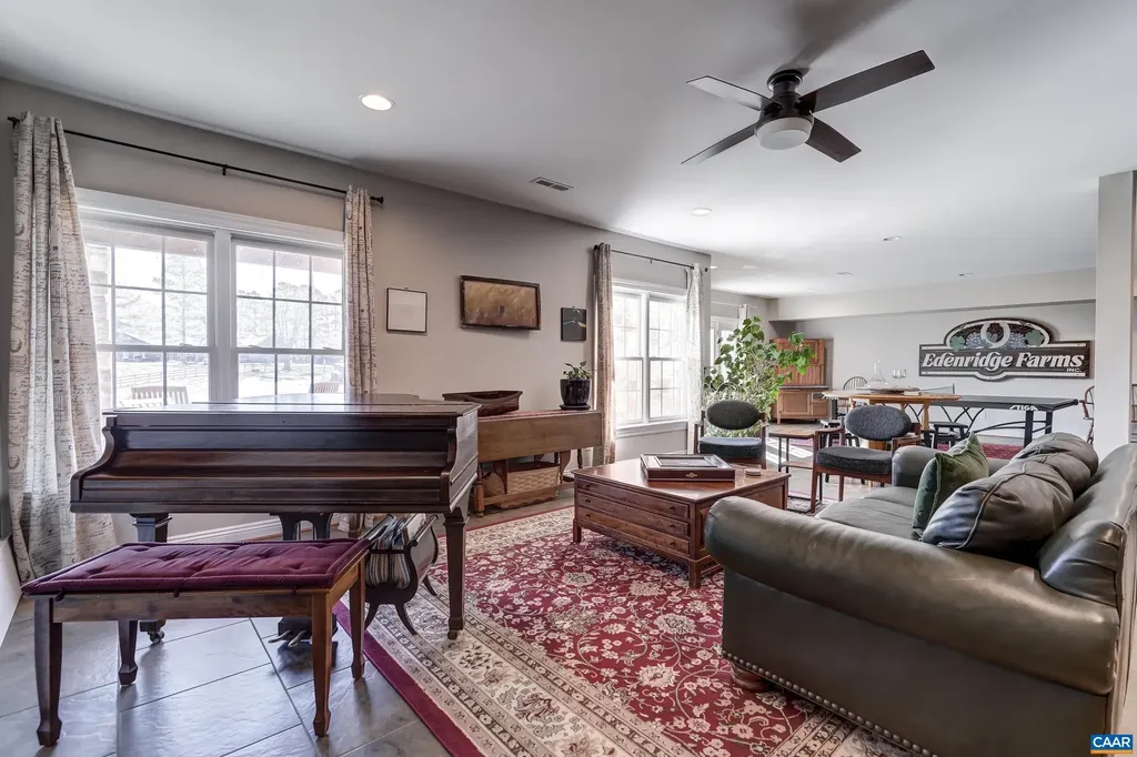 1126 Cambridge Hill Lane Keswick VA 22947