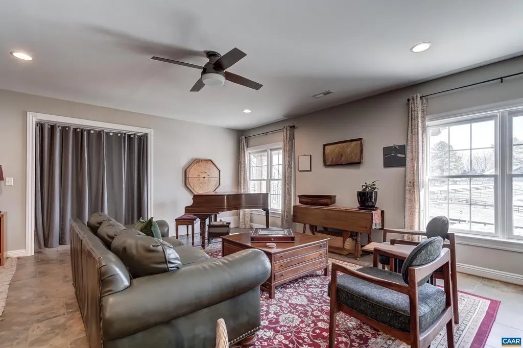 1126 Cambridge Hill Lane Keswick VA 22947