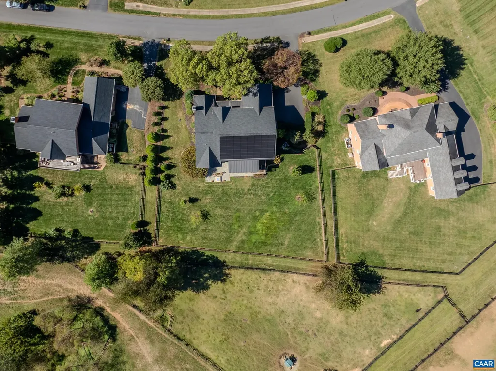 1126 Cambridge Hill Lane Keswick VA 22947