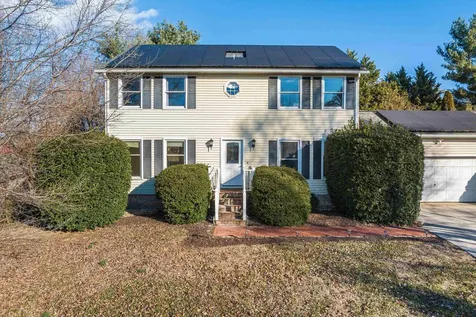 60 Stover Street Dayton VA 22821