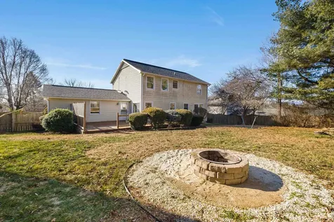 60 Stover Street Dayton VA 22821