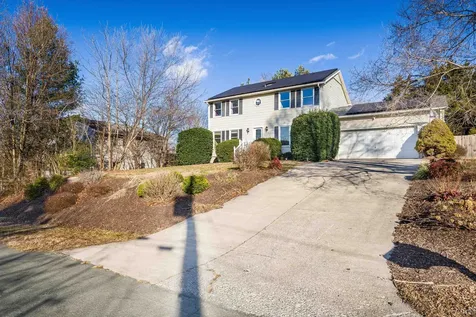 60 Stover Street Dayton VA 22821